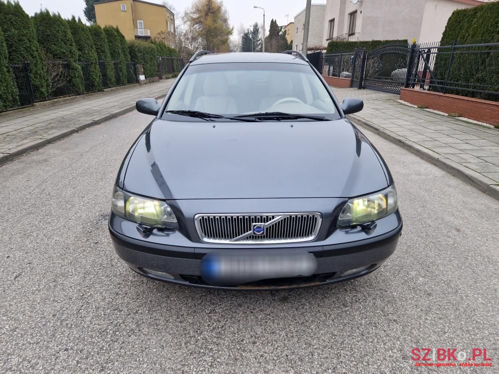 2003' Volvo V70 photo #4