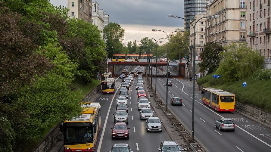 Cios w kieszeń właścicieli "spalinówek". Od 2026 roku niemal każde wypadnie z limitu