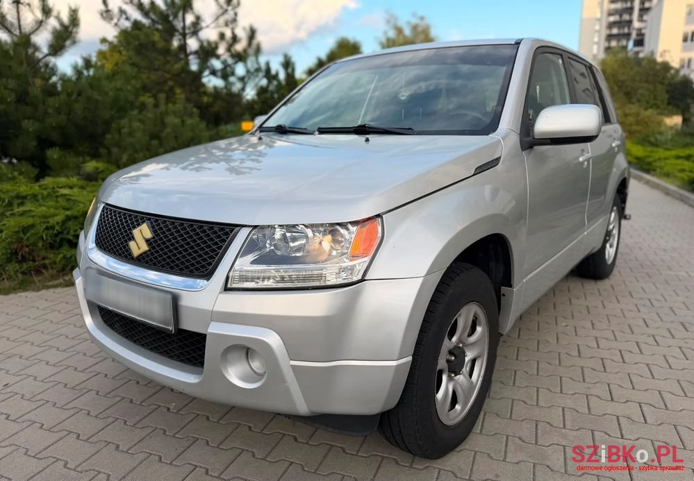 2007' Suzuki Grand Vitara 2.7 V6 photo #6