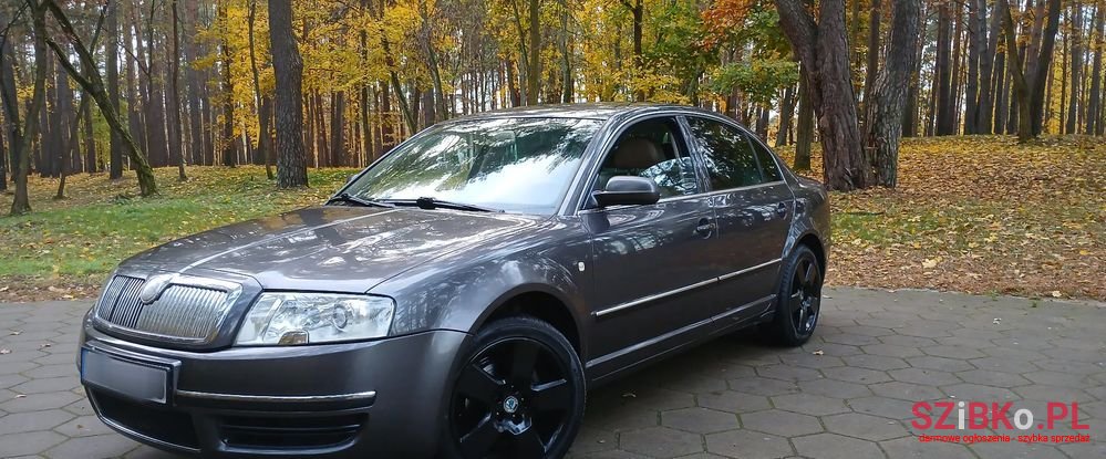 2005' Skoda Superb photo #1