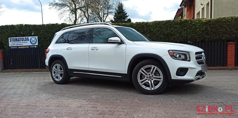 2020' Mercedes-Benz GLB photo #2
