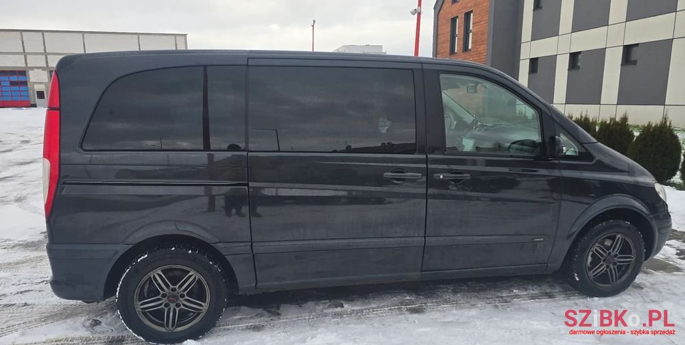 2004' Mercedes-Benz Viano photo #4