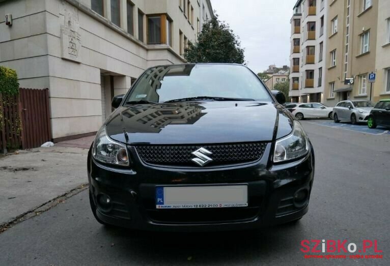 2009' Suzuki SX4 photo #3