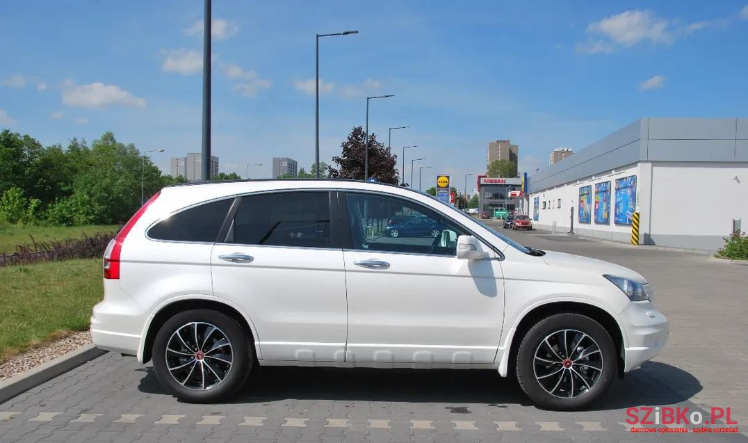 2010' Honda CR-V photo #3