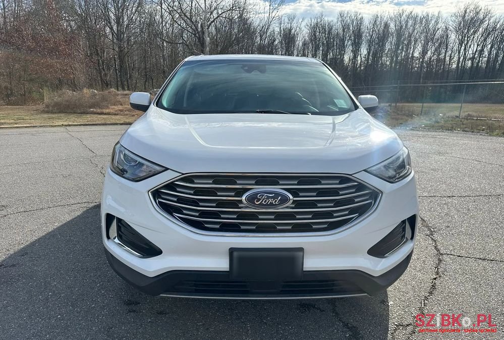 2021' Ford Edge photo #2