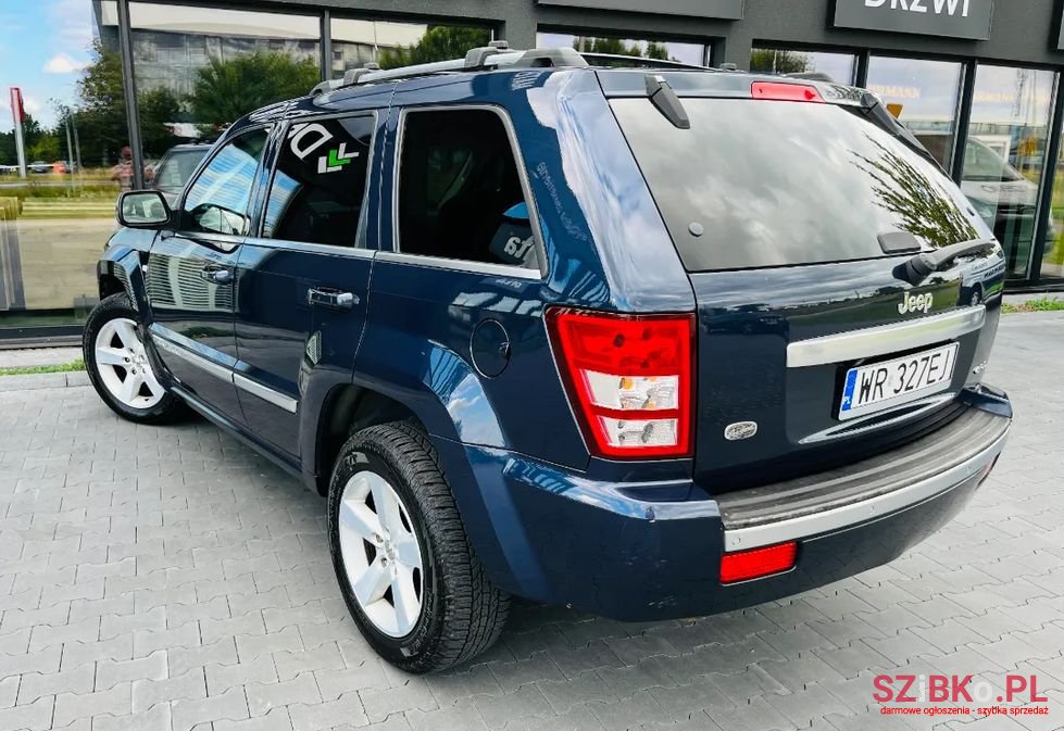 2008' Jeep Grand Cherokee photo #5