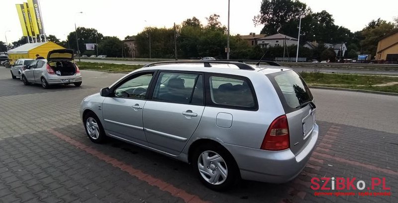 2004' Toyota Corolla photo #4