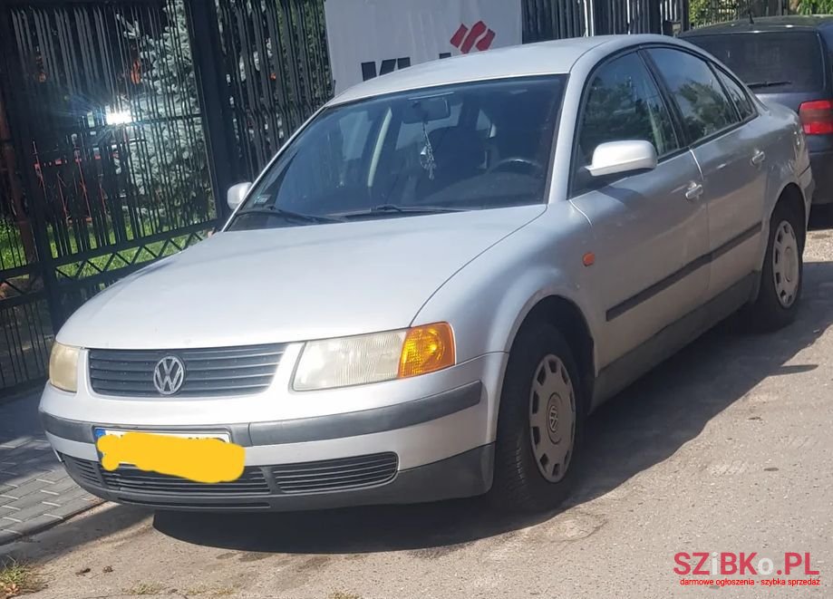 1996' Volkswagen Passat photo #2