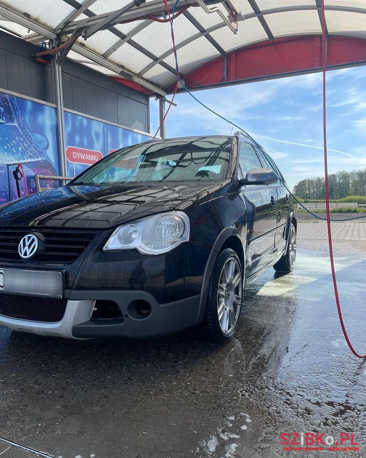 2006' Volkswagen Polo Cross photo #1