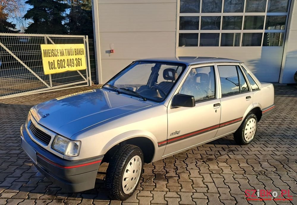 1992' Opel Corsa 1.2 St Swing photo #1