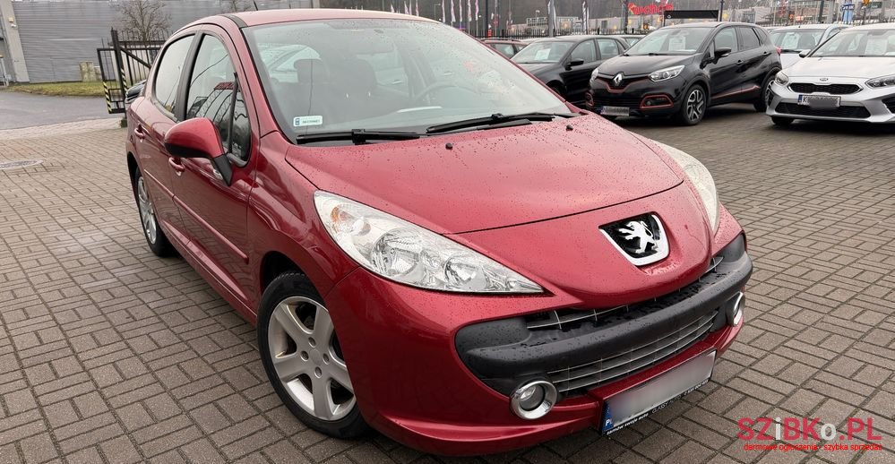 2008' Peugeot 207 1.6 Hdi photo #3