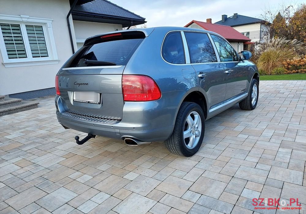 2006' Porsche Cayenne photo #6