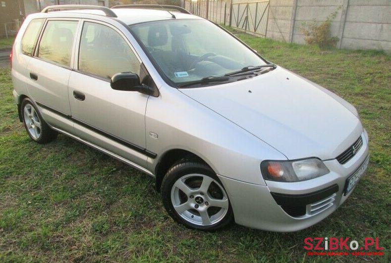 2004' Mitsubishi Space Star photo #1