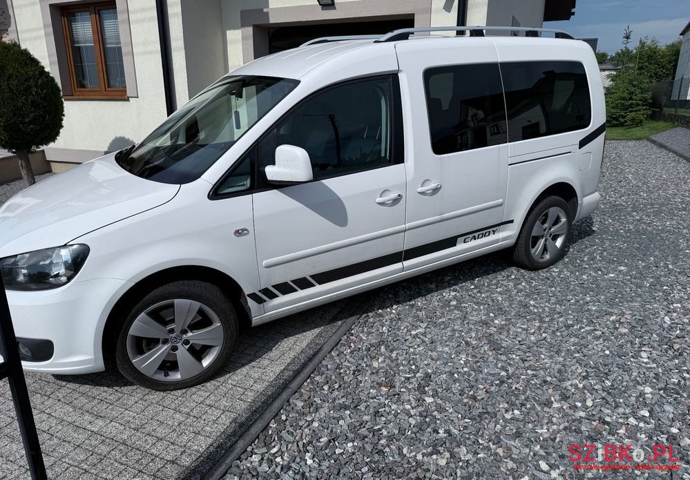 2011' Volkswagen Caddy photo #2