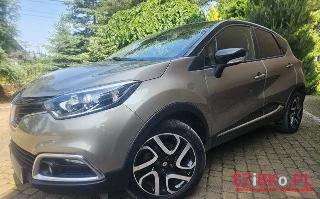 2015' Renault Captur photo #2