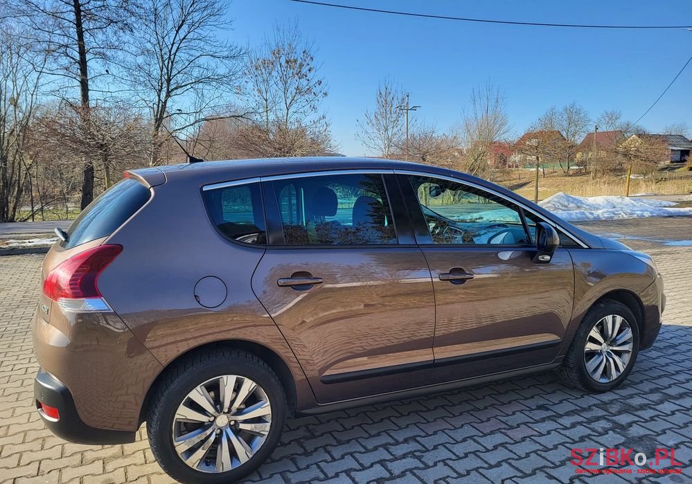 2014' Peugeot 3008 1.6 Hdi Style photo #4