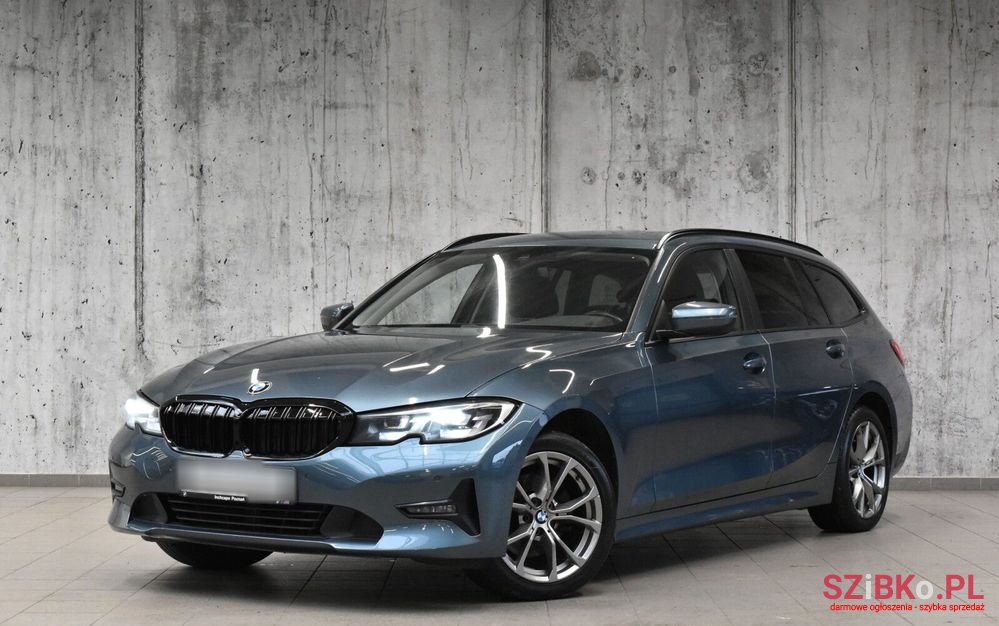 2020' BMW 3 Series photo #1