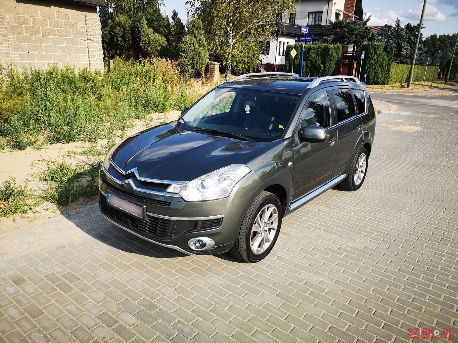 2008' Citroen C-Crosser photo #1