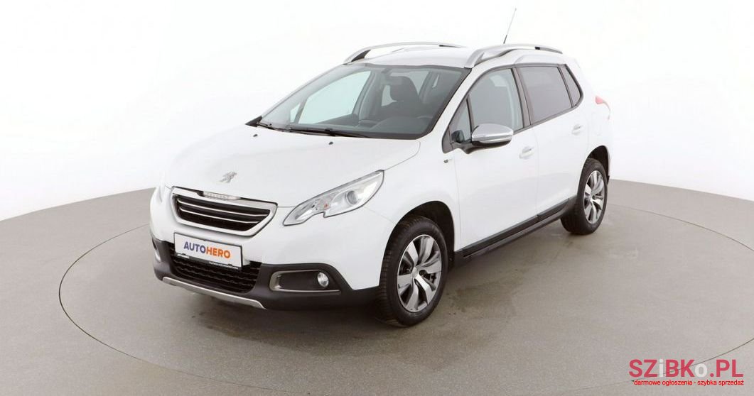 2015' Peugeot 2008 photo #1