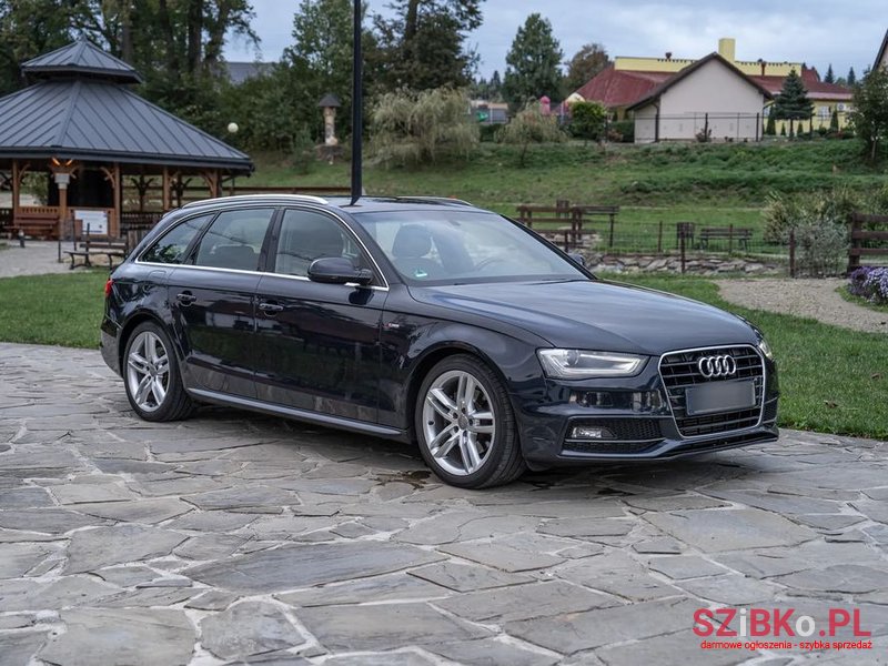 2014' Audi A4 Avant photo #1