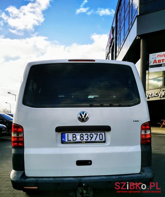 2006' Volkswagen Transporter photo #2