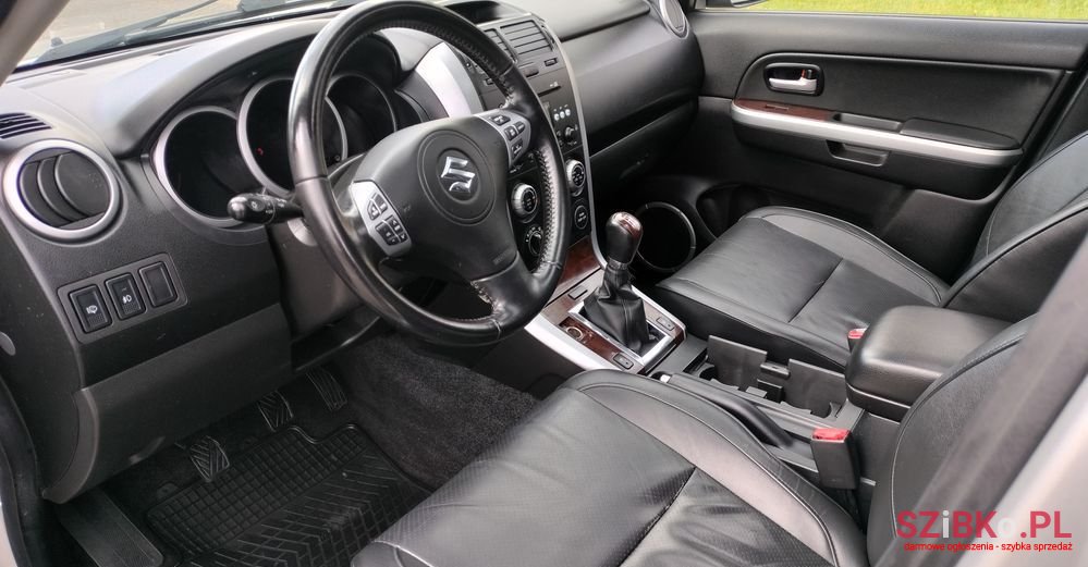 2007' Suzuki Grand Vitara photo #5