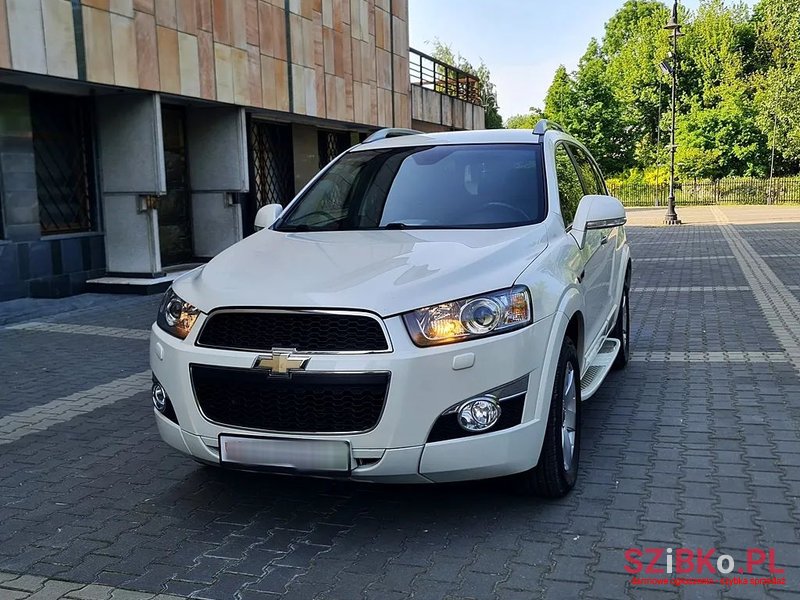 2012' Chevrolet Captiva photo #2