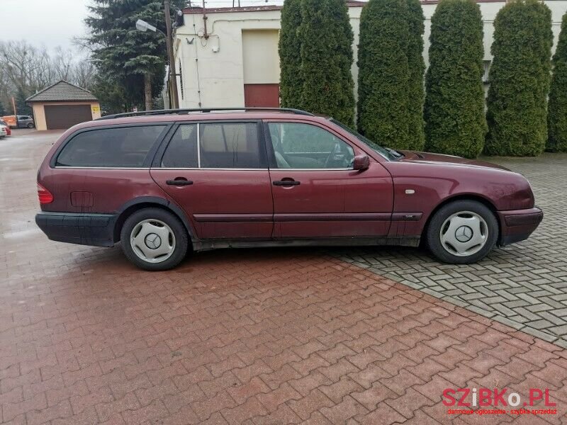 1996' Mercedes-Benz Klasa E photo #4