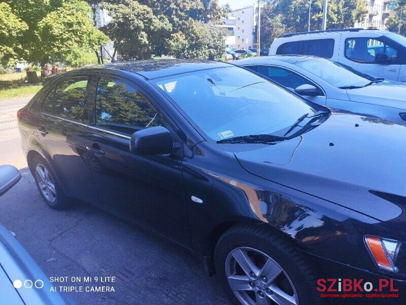 2010' Mitsubishi Lancer photo #1