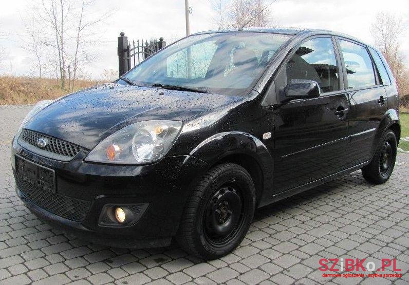 2008' Ford Fiesta photo #1