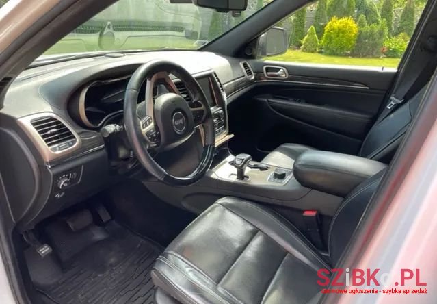 2014' Jeep Grand Cherokee photo #1