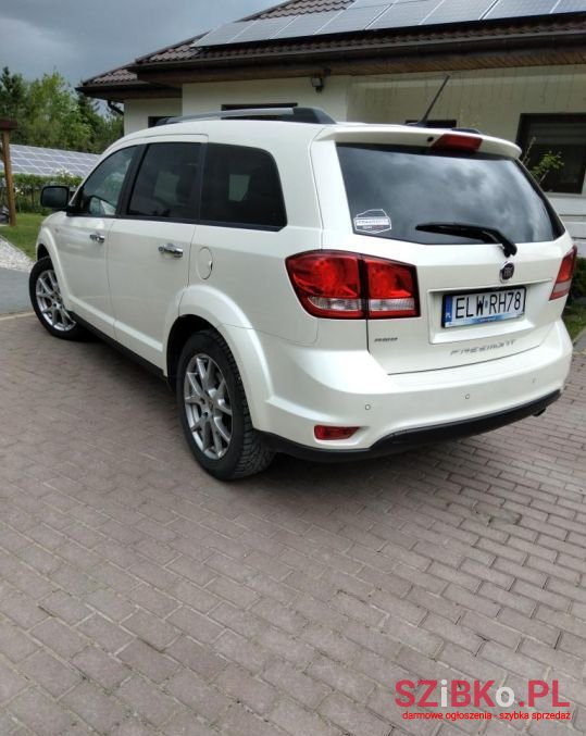 2013' Fiat Freemont photo #6