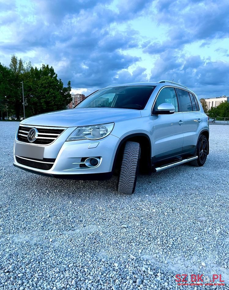 2008' Volkswagen Tiguan photo #4