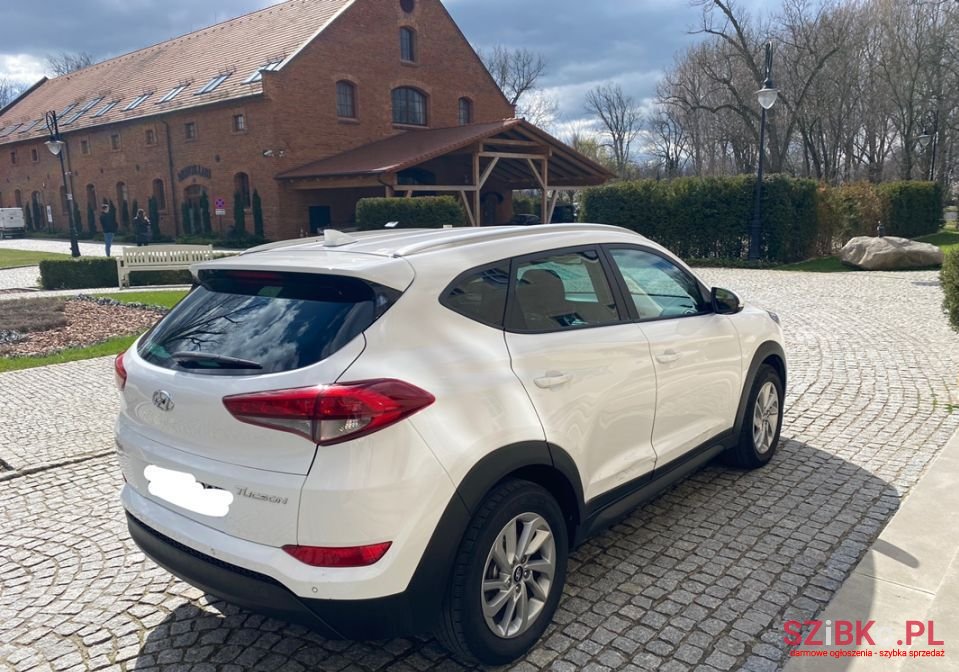 2016' Hyundai Tucson photo #2