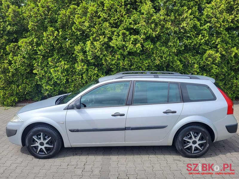 2005' Renault Megane photo #2