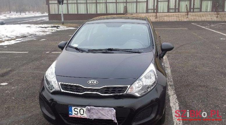 2012' Kia Rio photo #1
