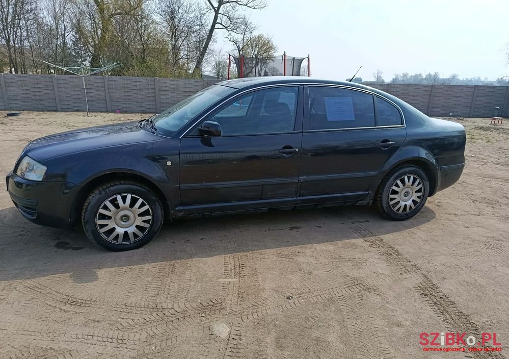 2004' Skoda Superb 1.9 Tdi Classic photo #2