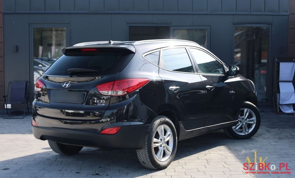 2011' Hyundai ix35 photo #2