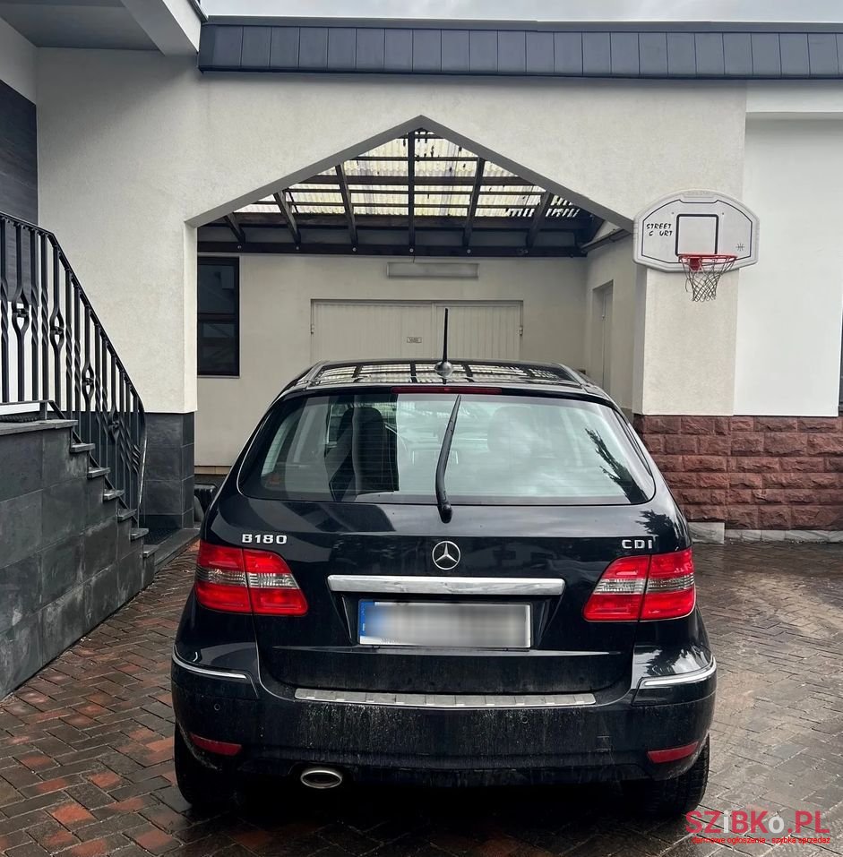 2010' Mercedes-Benz B-Class photo #3