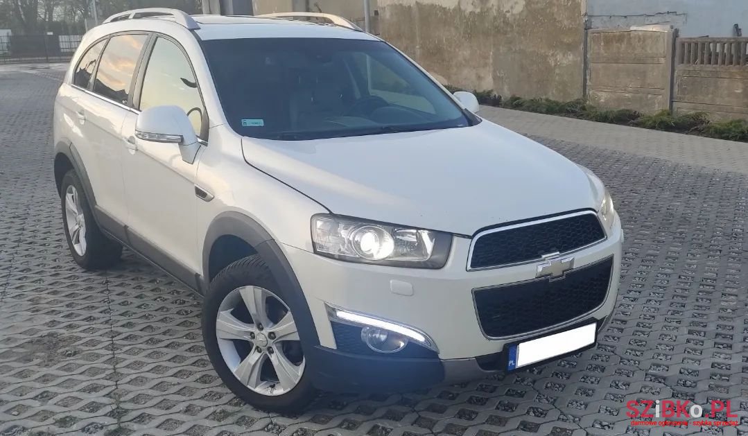 2011' Chevrolet Captiva photo #1