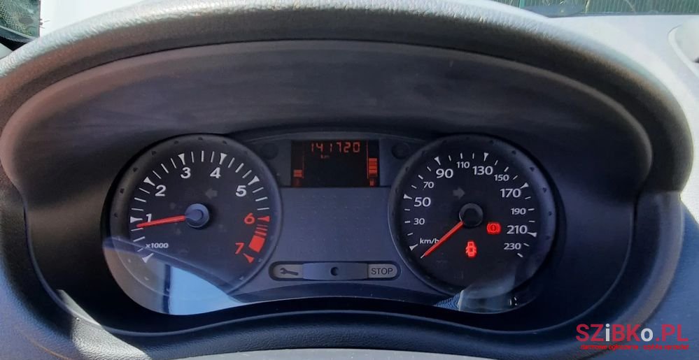 2013' Renault Clio photo #5