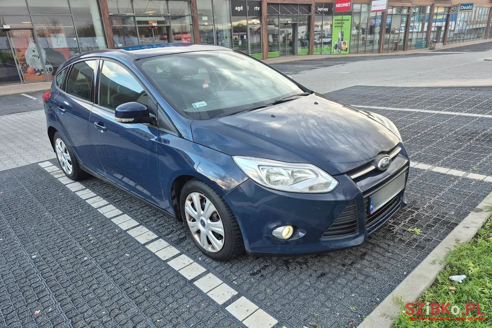 2012' Ford Focus photo #3