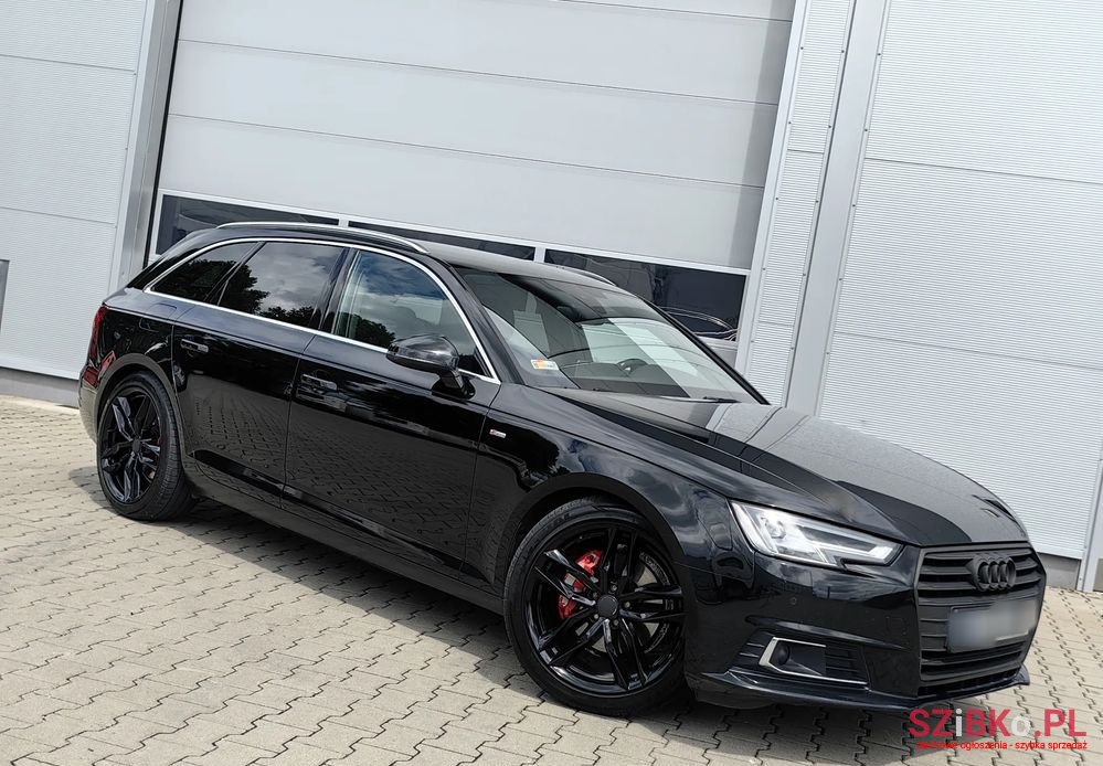 2016' Audi A4 Avant photo #3