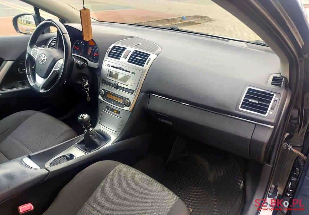 2013' Toyota Avensis 2.0 D-4D Luna photo #6