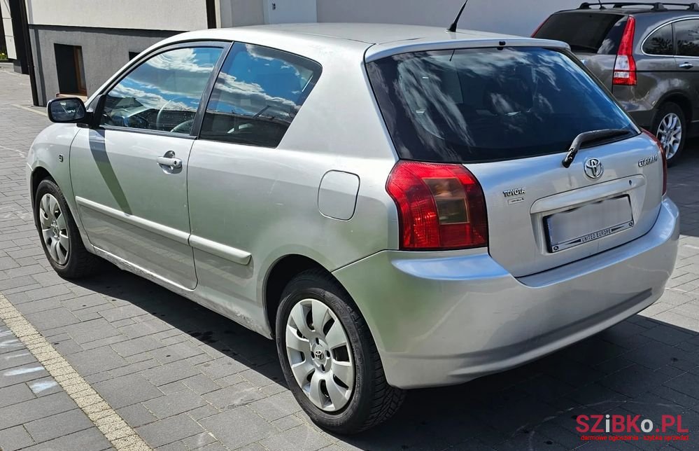 2004' Toyota Corolla 1.4 Vvt-I Base Polaris photo #3