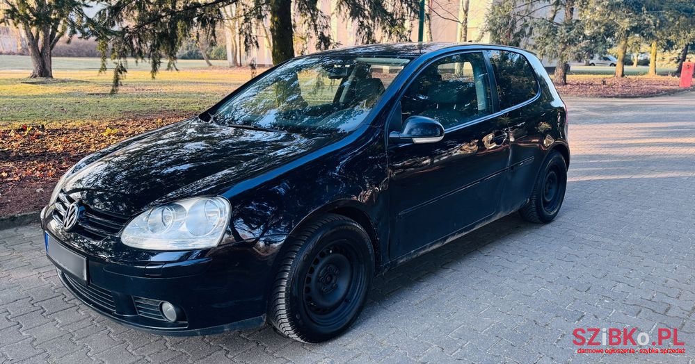 2005' Volkswagen Golf 1.6 Fsi Q-Line photo #2