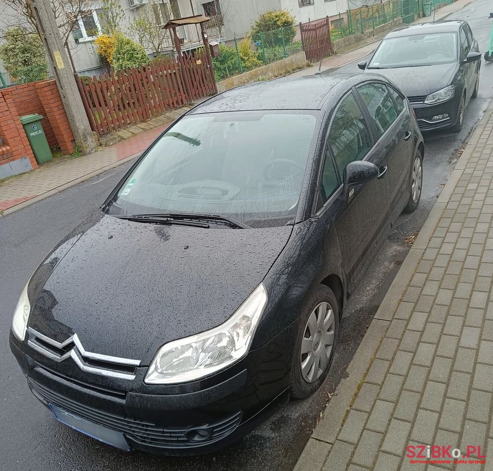 2008' Citroen C4 1.6 Hdi Equilibre photo #1