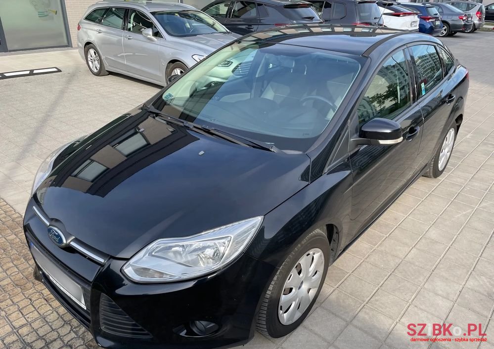 2011' Ford Focus 1.6 Tdci Ambiente photo #5