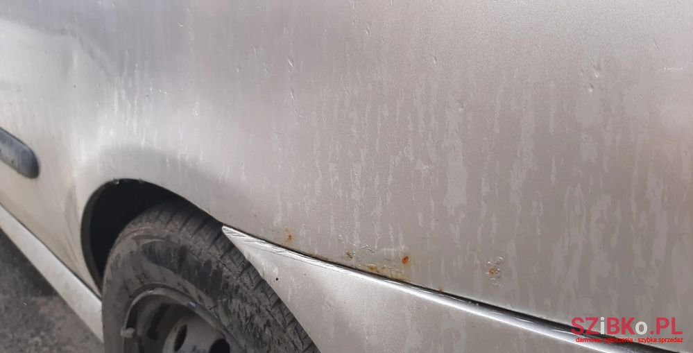 2001' Renault Clio 2.0 16V Sport photo #6