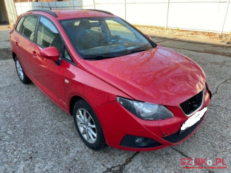 2012' SEAT Ibiza photo #2